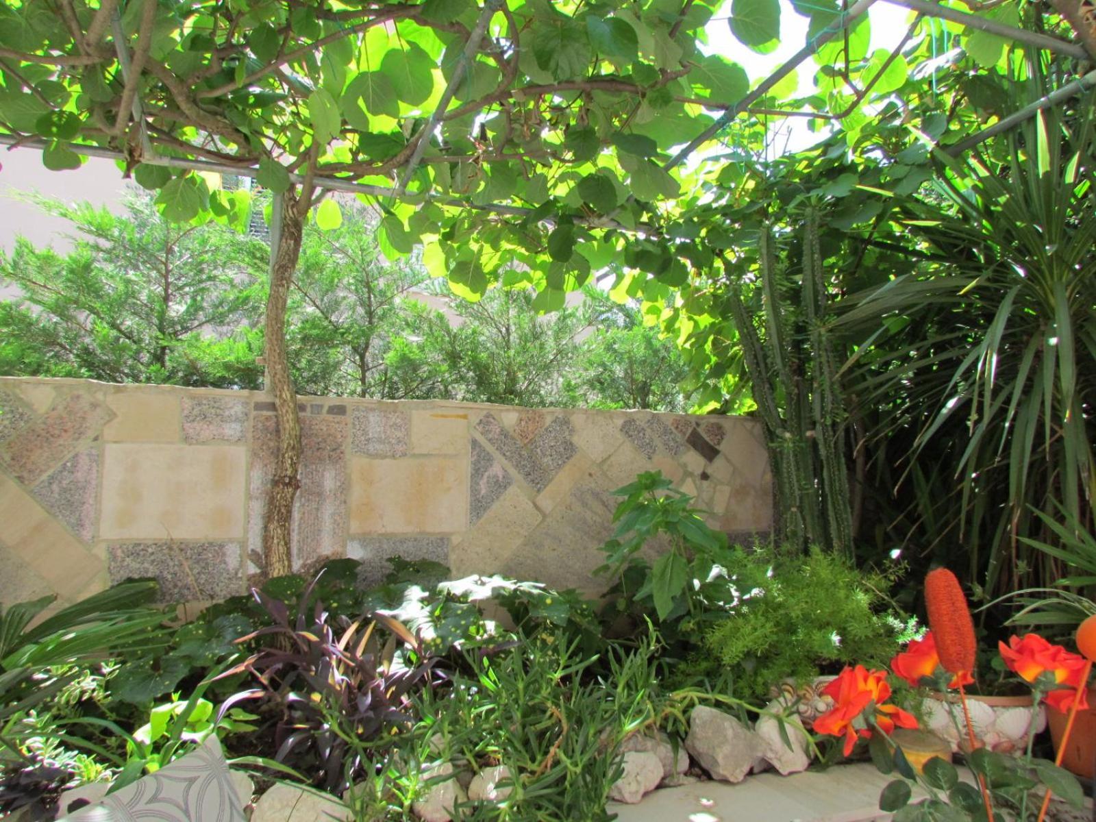 Apartments Bura & Jugo, Cres, Without Stress Exterior photo