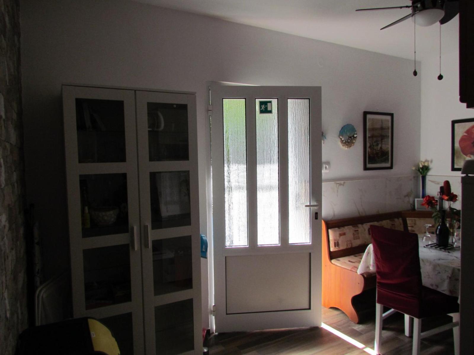 Apartments Bura & Jugo, Cres, Without Stress Exterior photo